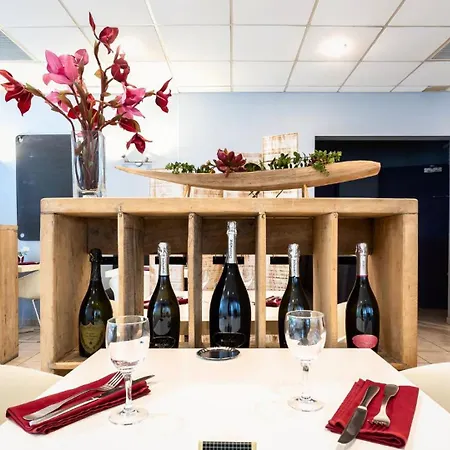 奥佩蒂科雷克斯兰德斯酒店 伊素