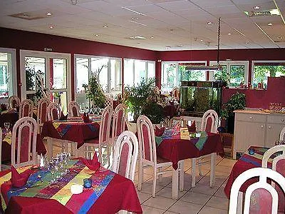 Hotel Au P'tit Creux Des Landes