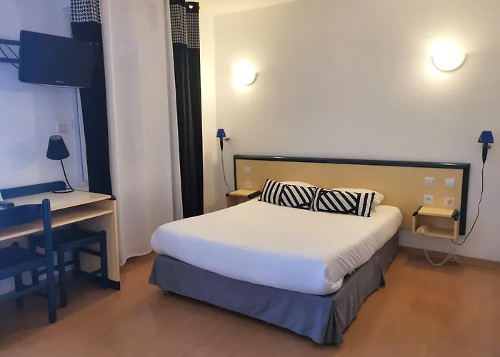 Au P'tit Creux Des Landes 2*